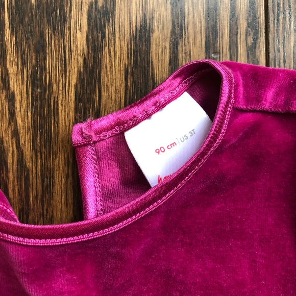 Hanna Andersson Magenta Velvet Dress - Picture 2 of 3